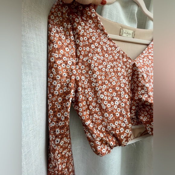 ALTAR’d STATE Silky Crop Long Sleeve - Picture 5 of 10